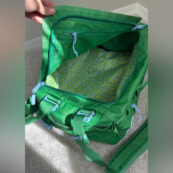 Drunk Elephant to the MoonGo Bag 32L - Picture 7 of 15